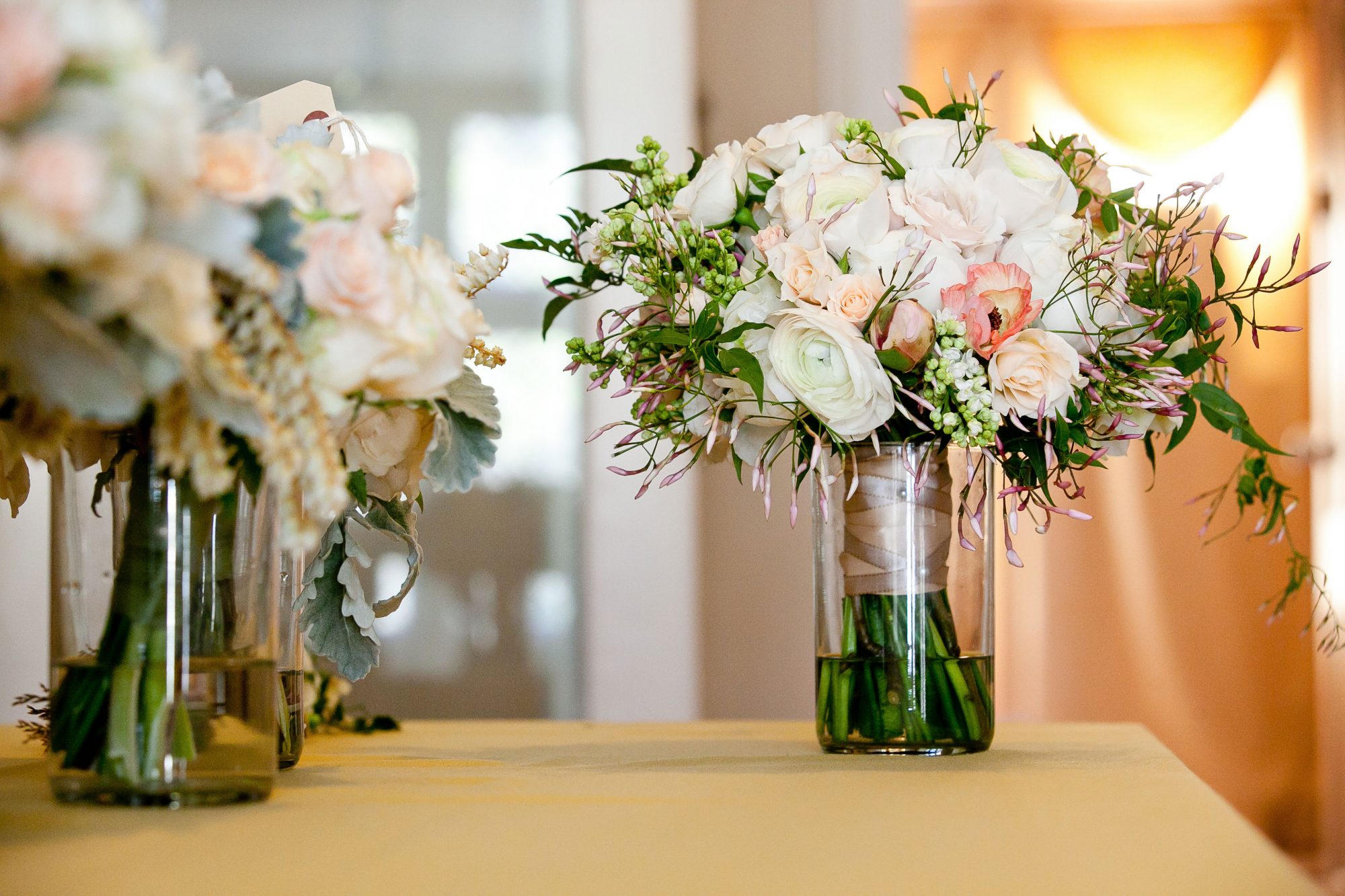 How to Choose Your Wedding Florist
