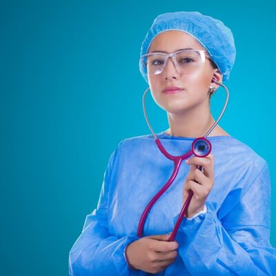 7 Reasons a Nurse Should Pursue a Higher Nursing Degree