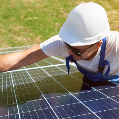 How to Find the Best Solar Energy Contractor for Your Daycare or Preschool