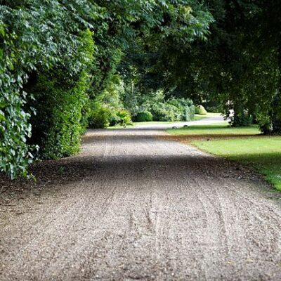 Everything You Need To Know Before Installing A Gravel Driveway
